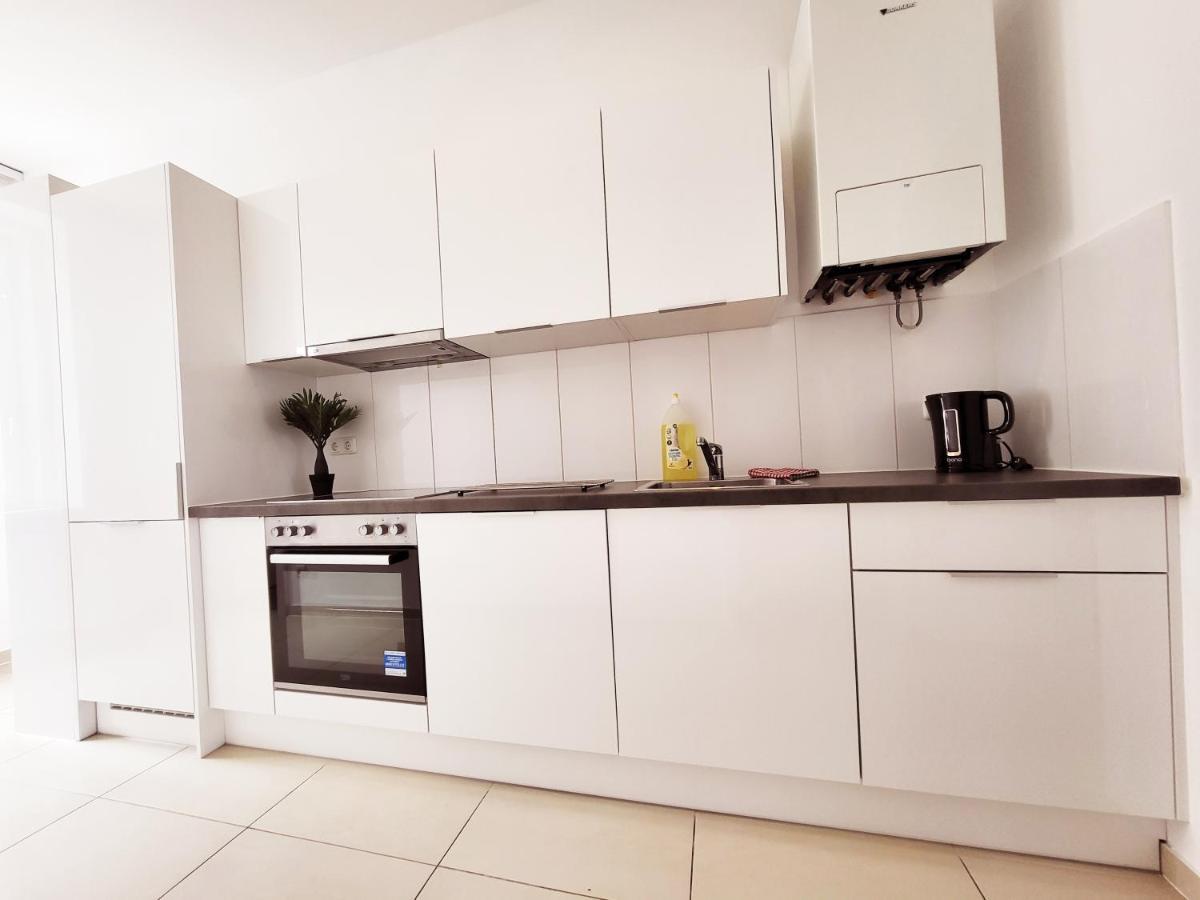 Donaufelder City Apartment Вена Экстерьер фото