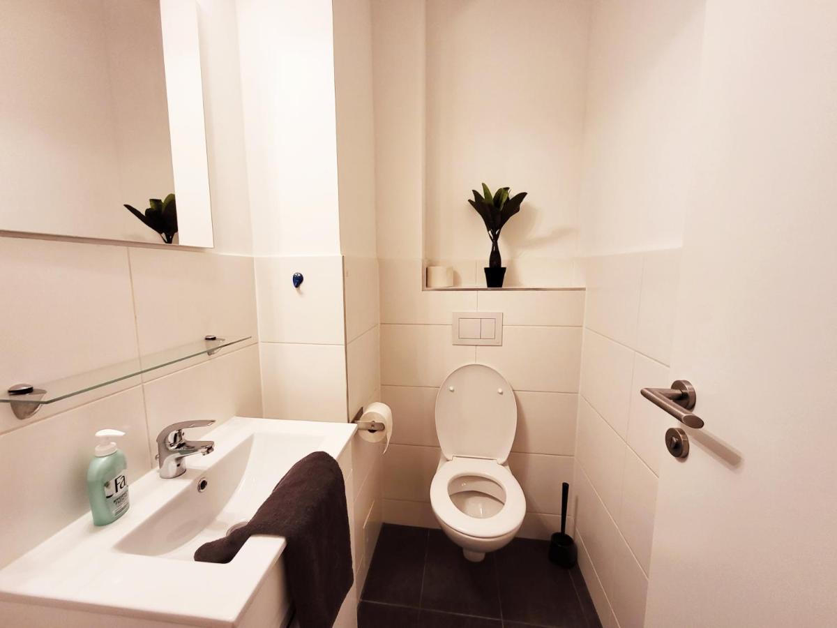 Donaufelder City Apartment Вена Экстерьер фото